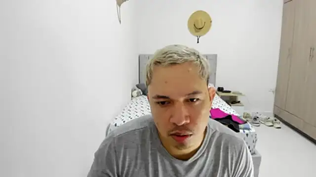 Valerioe online show from May 2026 03:55:02 PM