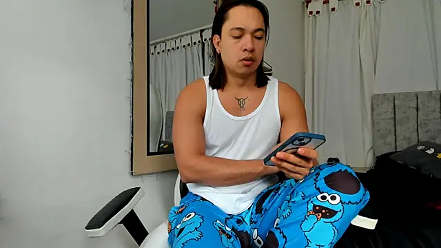 Valerioe online show from November 2025 12:09:01 PM