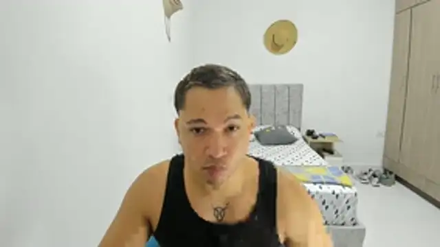 Snapshot of Valerioe chatting on June 2026 03:28:01 PM Valerioe online show from June 2026 03:28:01 PM