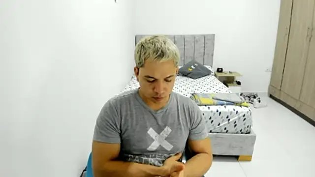 Valerioe online show from May 2026 08:31:01 AM