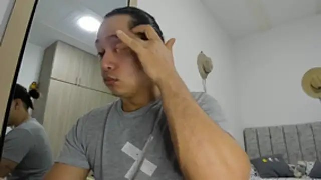 Valerioe online show from April 2026 04:52:02 PM