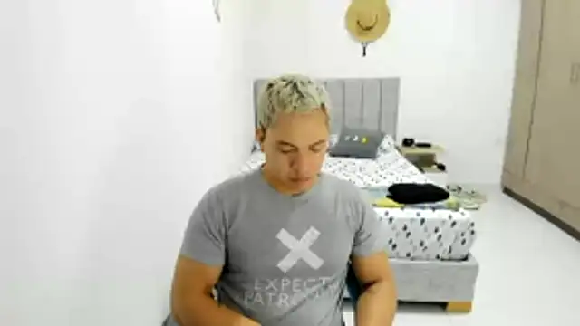 Valerioe online show from May 2026 08:34:01 AM