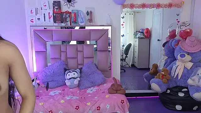 Snapshot of AriadnaCappelletty chatting on December 2025 03:58:02 PM AriadnaCappelletty online show from December 2025 03:58:02 PM