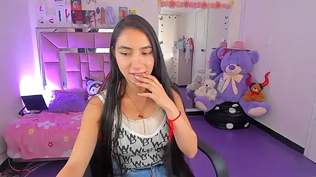 AriadnaCappelletty online show from April 2026 04:43:02 PM