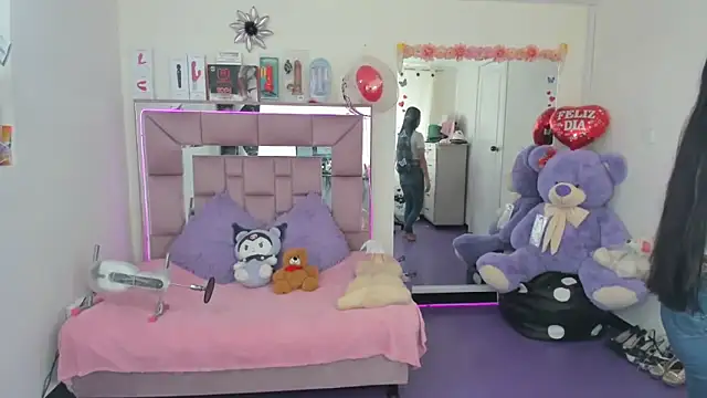 Snapshot of AriadnaCappelletty chatting on November 2025 03:39:02 PM AriadnaCappelletty online show from November 2025 03:39:02 PM