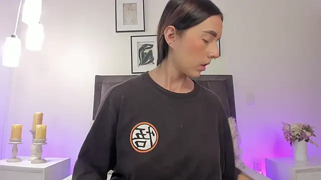 helen mooree online show from February 2026 12:39:02 PM