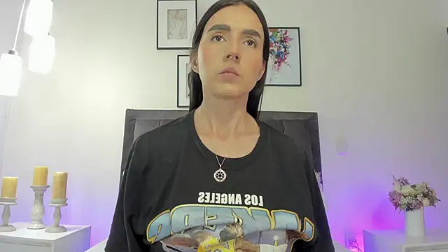 helen mooree online show from March 2026 12:49:01 PM