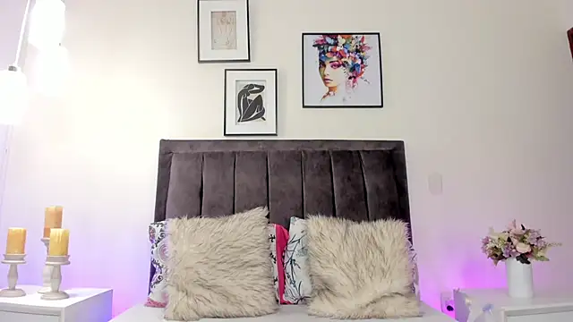 helen mooree online show from February 2026 12:38:02 PM