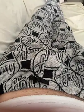 Snapshot of Xesco22 chatting on April 2026 11:11:02 AM Xesco22 online show from April 2026 11:11:02 AM