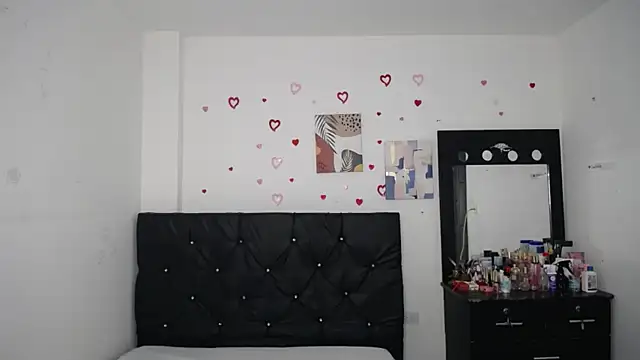 floweer  online show from October 2025 08:10:01 PM