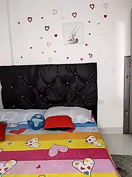 Snapshot of floweer_ chatting on December 2025 08:53:02 PM floweer online show from December 2025 08:53:02 PM