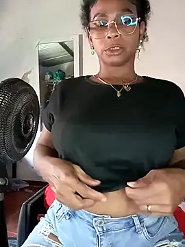 Melanie candy  online show from February 2025 05:44:01 PM