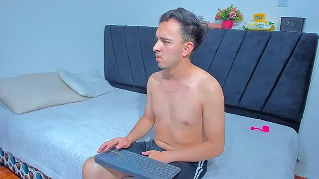 Snapshot of big-dicktop23 chatting on October 2025 11:16:02 PM big-dicktop23 online show from October 2025 11:16:02 PM
