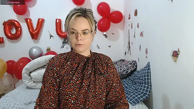 hotmilf4uxxx online show from February 2026 11:11:01 AM