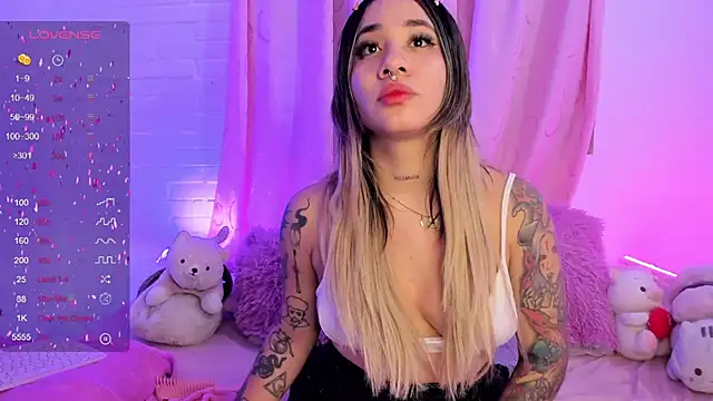 pink quarz online show from March 2025 11:53:01 PM