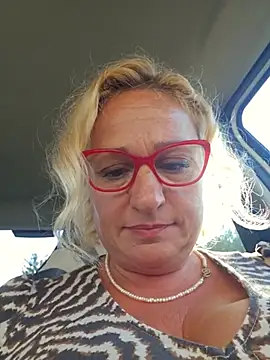 Snapshot of VirginiaNurse chatting on July 2026 03:35:01 PM VirginiaNurse online show from July 2026 03:35:01 PM