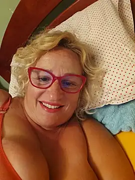 Snapshot of VirginiaNurse chatting on June 2026 08:09:01 PM VirginiaNurse online show from June 2026 08:09:01 PM
