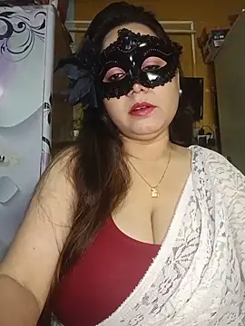 Snapshot of albelasummi702 chatting on June 2026 01:05:02 PM albelasummi702 online show from June 2026 01:05:02 PM
