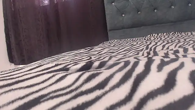 Elza Blonde online show from March 2026 01:54:01 PM