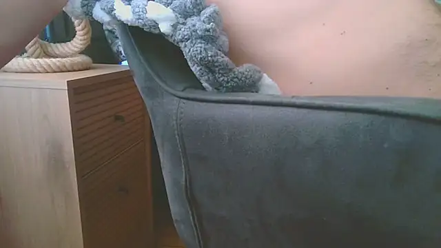 T0Yforeskin online show from April 2026 01:25:02 PM