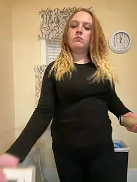 PhatAssBlond online show from February 2025 04:07:02 AM