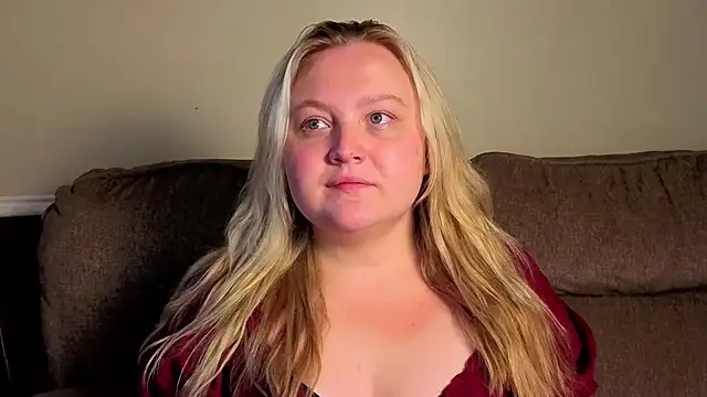 PhatAssBlond online show from July 2026 07:10:01 PM