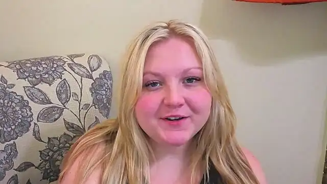 PhatAssBlond online show from April 2026 07:20:01 PM