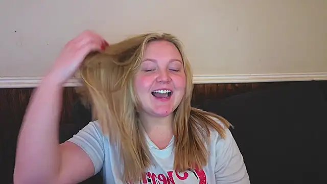 PhatAssBlond online show from February 2026 08:05:02 PM