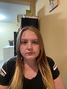 PhatAssBlond online show from March 2025 12:18:02 AM