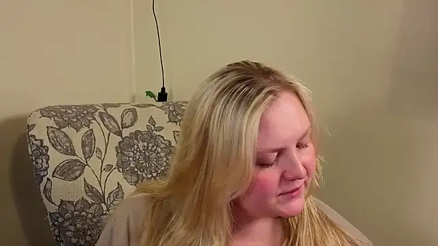 PhatAssBlond online show from June 2026 10:15:01 PM
