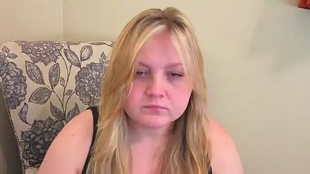 PhatAssBlond online show from April 2026 08:24:02 PM