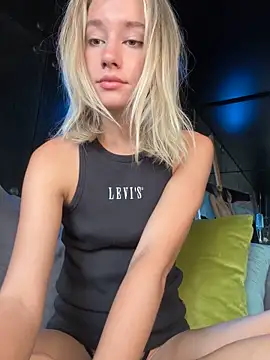 SSSATIVA model online show from February 2025 12:19:01 AM