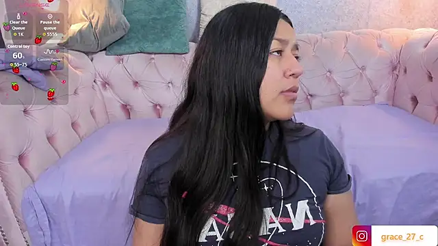 grace77   online show from January 2026 12:20:01 PM