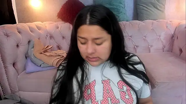 grace77   online show from March 2026 12:05:01 PM