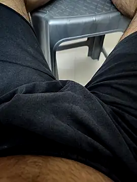 SplitPrestige19 online show from December 2025 06:57:01 PM