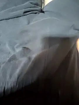 SplitPrestige19 online show from November 2025 05:40:01 AM