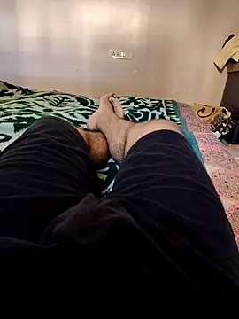 SplitPrestige19 online show from December 2025 05:46:02 AM