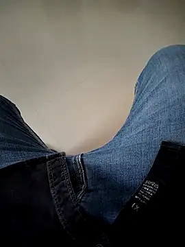 SplitPrestige19 online show from November 2025 10:41:01 AM