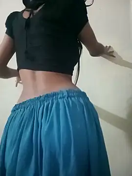 Raya-Moni online show from December 2025 03:27:02 PM