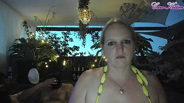 caro kitten online show from July 2026 08:27:01 PM