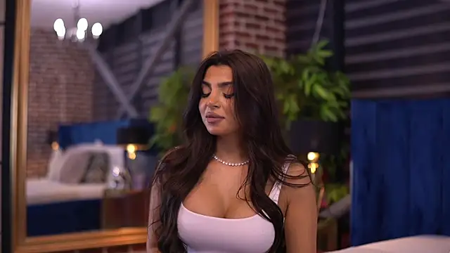 Snapshot of NicoleCellini chatting on November 2025 07:08:02 PM NicoleCellini online show from November 2025 07:08:02 PM