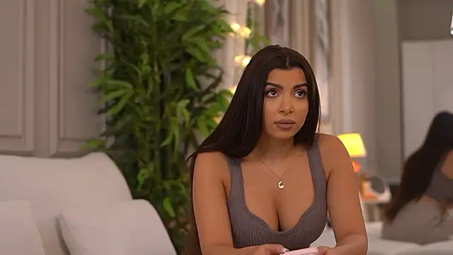 NicoleCellini online show from March 2026 06:39:01 PM