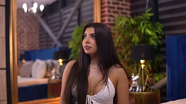 Snapshot of NicoleCellini chatting on October 2025 06:30:02 PM NicoleCellini online show from October 2025 06:30:02 PM