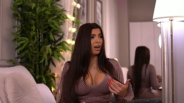 NicoleCellini online show from March 2026 07:17:01 PM