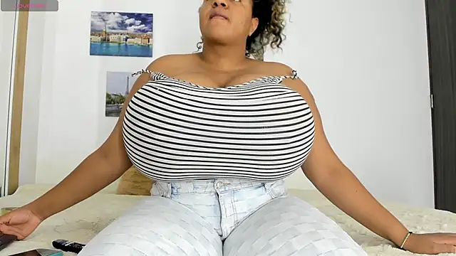 bigmom69  online show from November 2025 12:27:02 AM