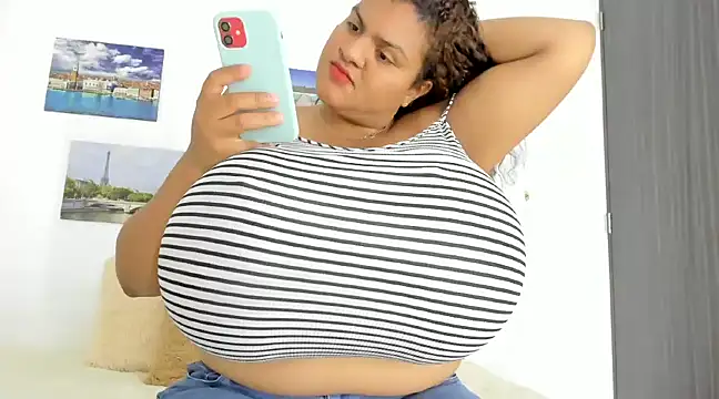 bigmom69  online show from February 2025 07:55:01 PM