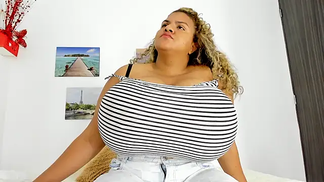 bigmom69  online show from December 2025 12:09:02 PM