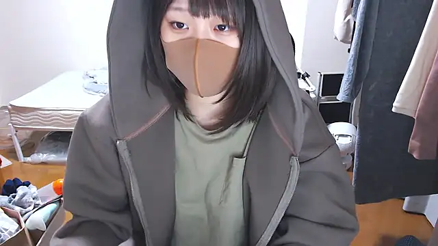 izumi  123 online show from October 2025 03:11:01 PM
