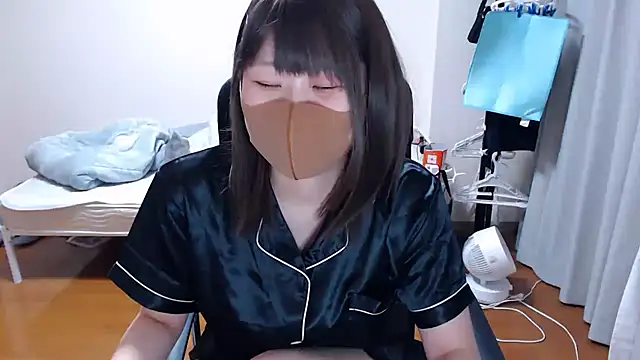 Snapshot of izumi__123 chatting on July 2026 11:45:01 AM izumi 123 online show from July 2026 11:45:01 AM