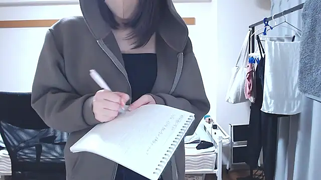 izumi  123 online show from October 2025 01:45:01 PM